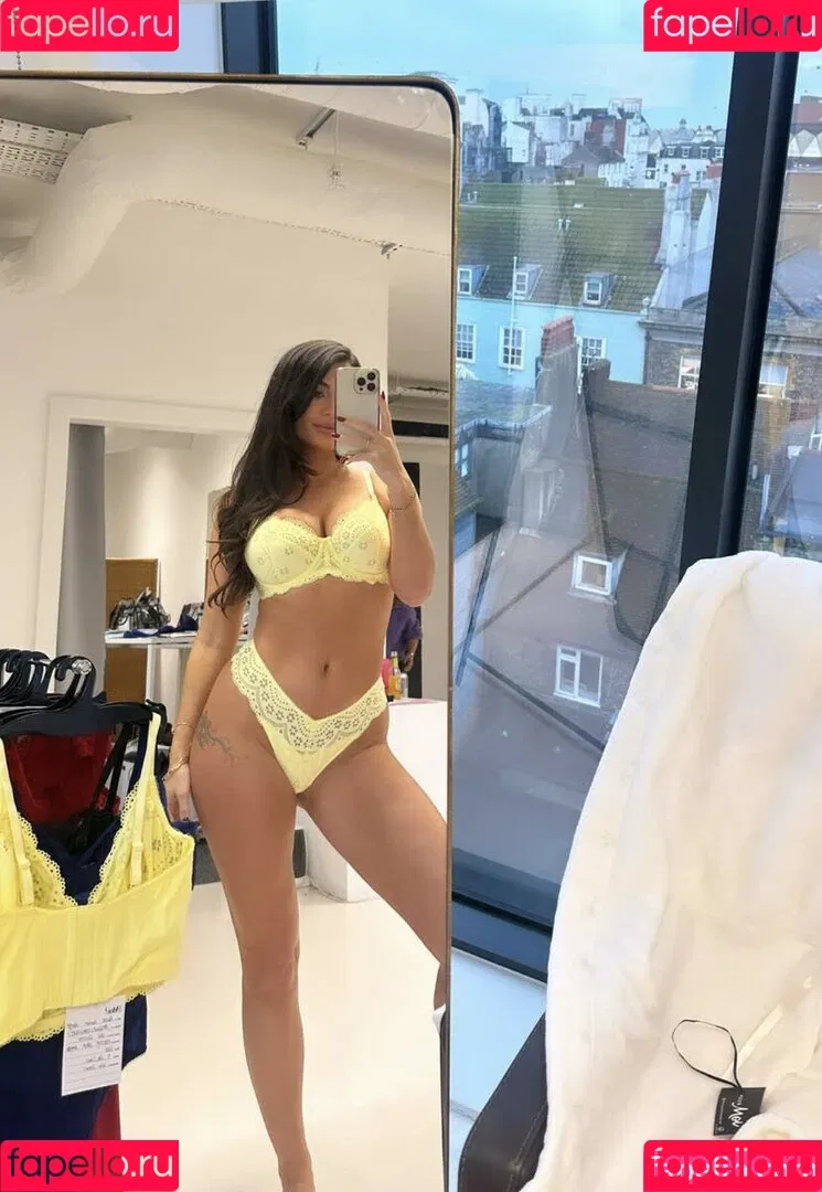 India Reynolds / indiareynolds / lovefromreyn Onlyfans Photo Gallery 