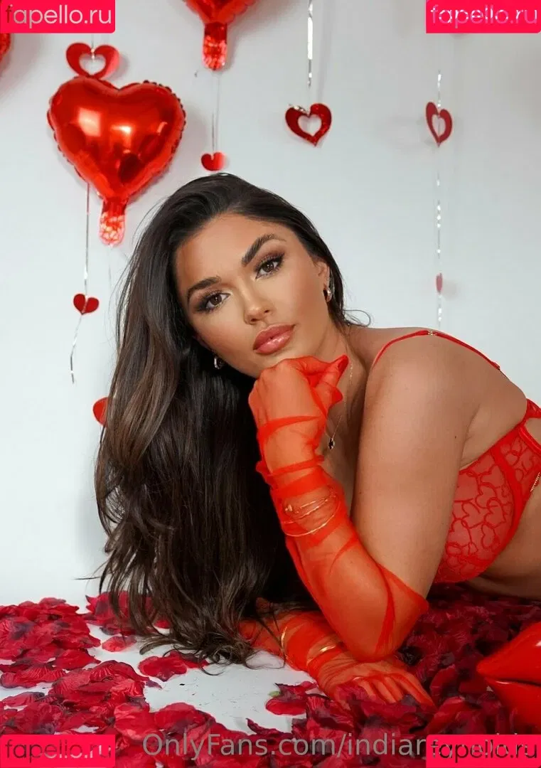 India Reynolds / indiareynolds / lovefromreyn Onlyfans Photo Gallery 