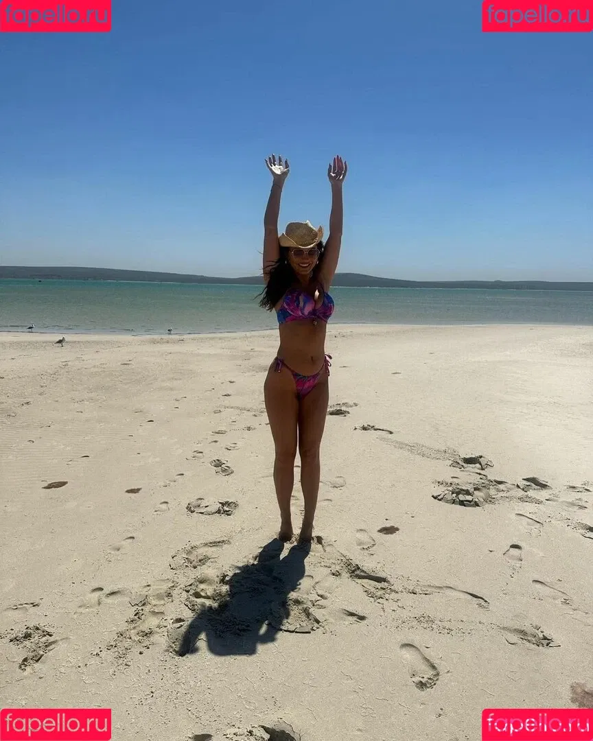 India Reynolds / indiareynolds / lovefromreyn Onlyfans Photo Gallery 