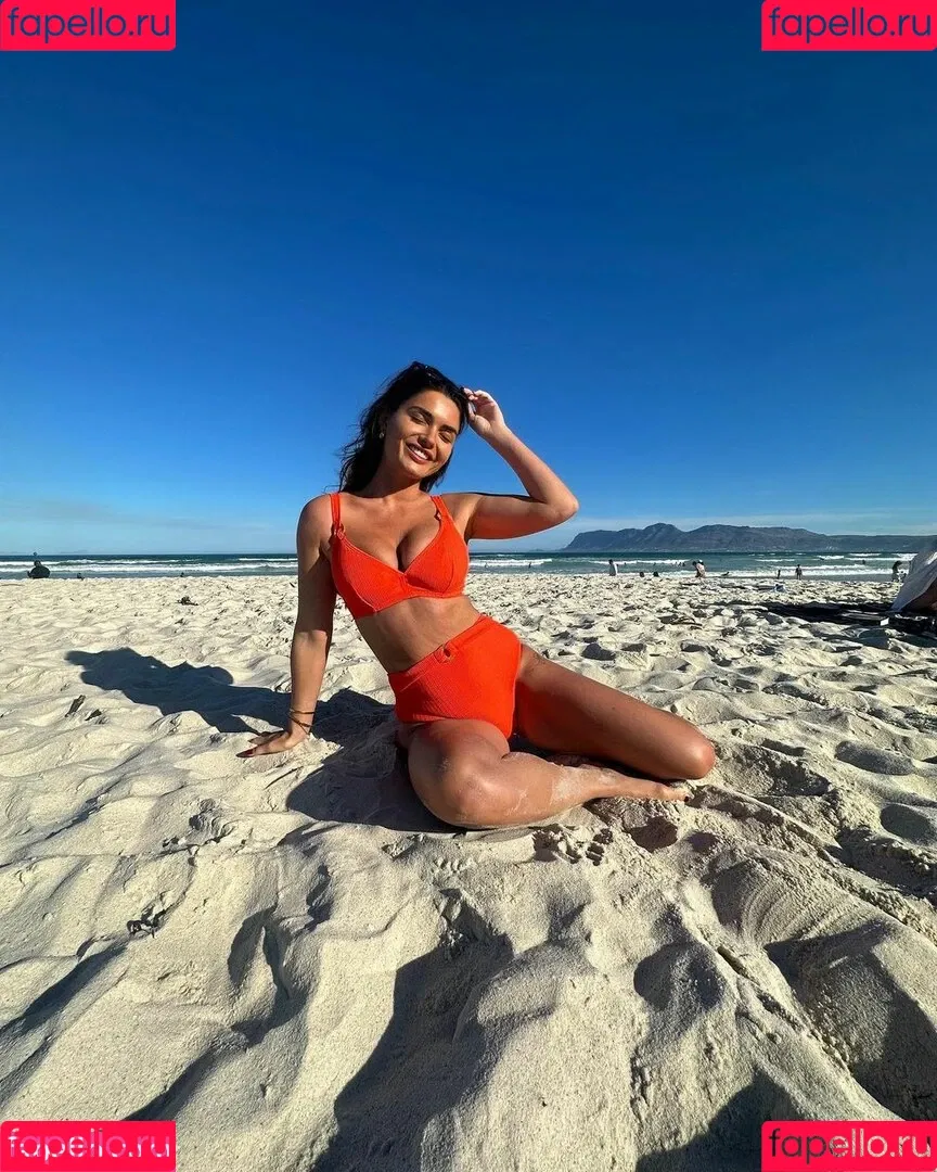 India Reynolds / indiareynolds / lovefromreyn Onlyfans Photo Gallery 