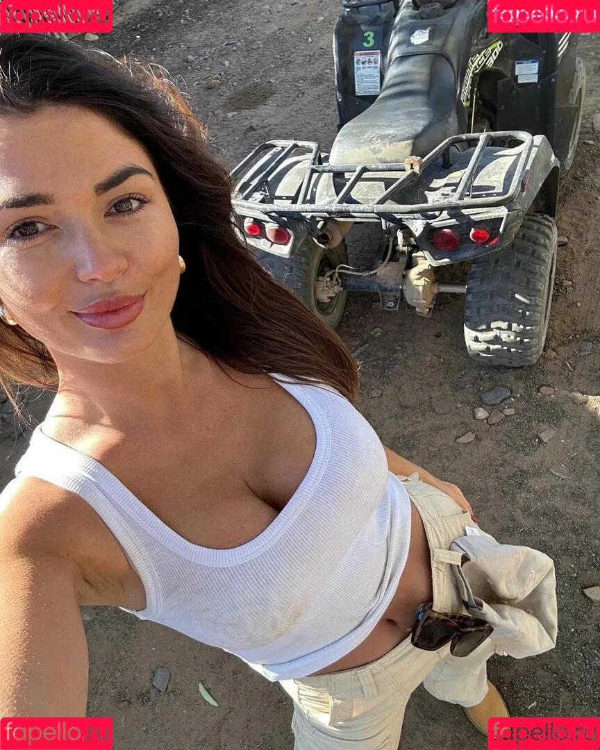 India Reynolds / indiareynolds / lovefromreyn Onlyfans Photo Gallery 