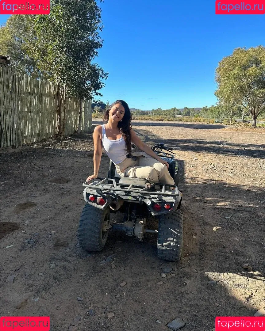 India Reynolds / indiareynolds / lovefromreyn Onlyfans Photo Gallery 