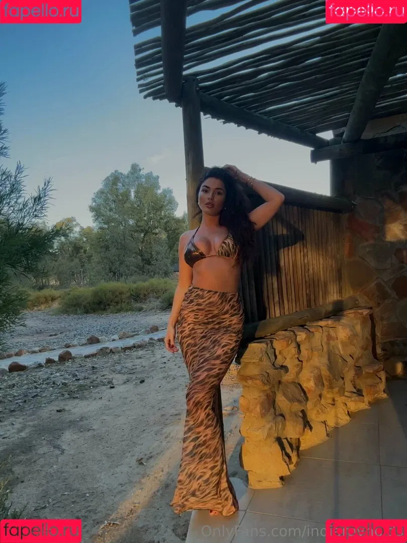 India Reynolds / indiareynolds / lovefromreyn Onlyfans Photo Gallery 