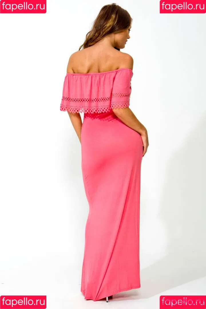 India Reynolds / indiareynolds / lovefromreyn Onlyfans Photo Gallery 