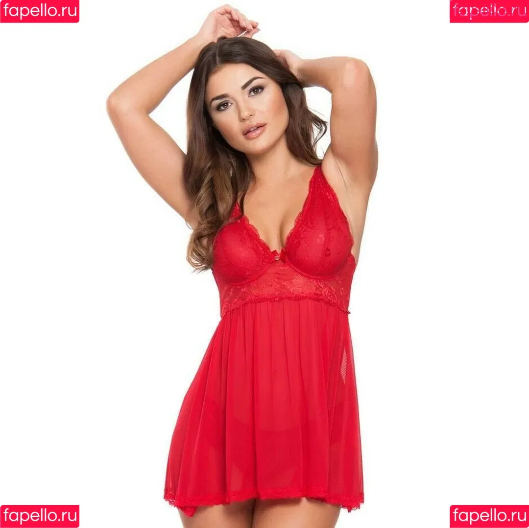 India Reynolds / indiareynolds / lovefromreyn Onlyfans Photo Gallery 