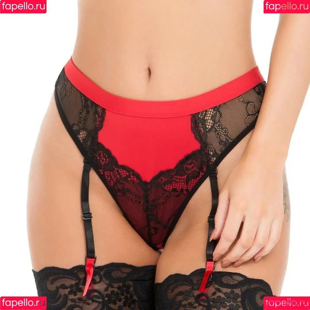 India Reynolds / indiareynolds / lovefromreyn Onlyfans Photo Gallery 