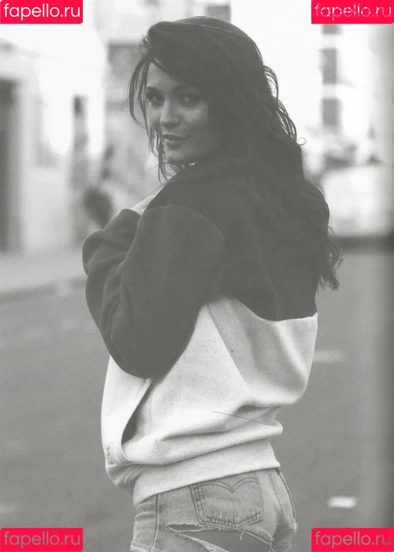 India Reynolds / indiareynolds / lovefromreyn Onlyfans Photo Gallery 