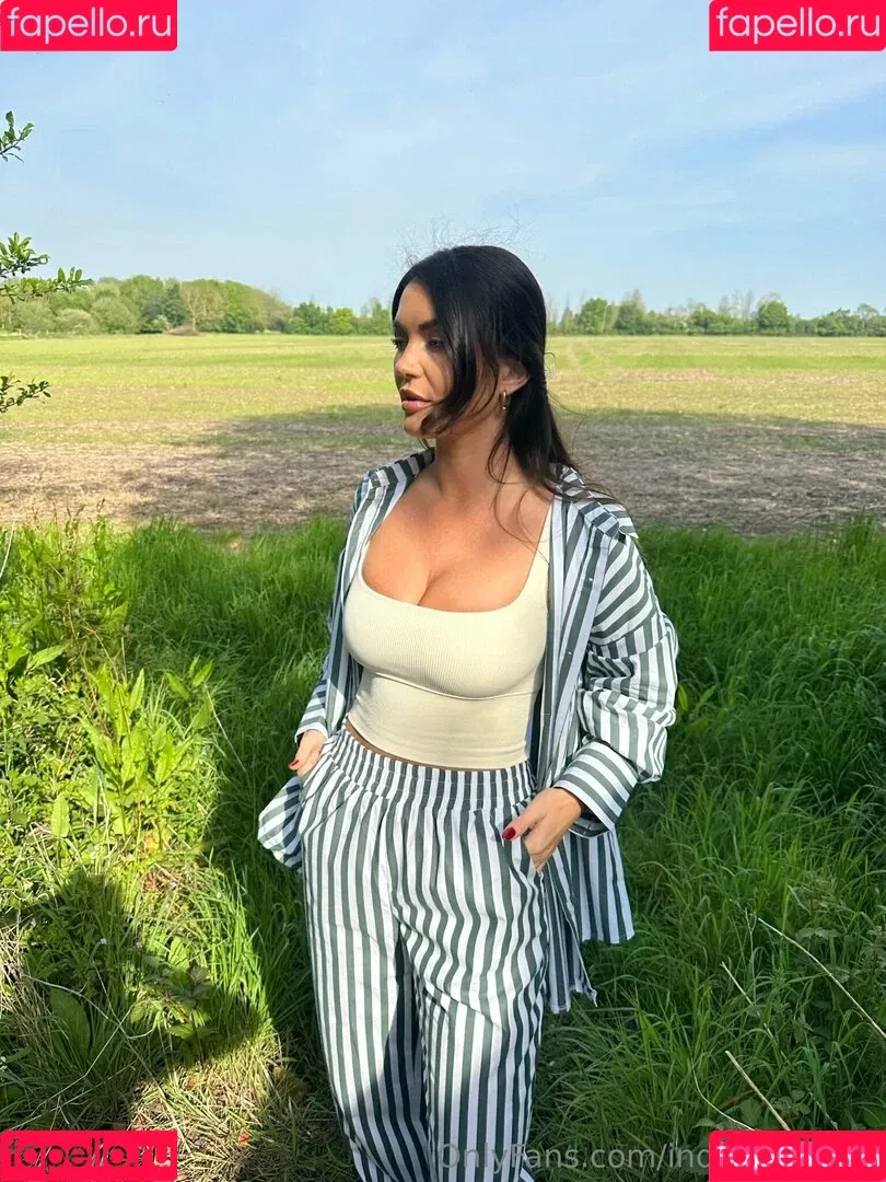 India Reynolds / indiareynolds / lovefromreyn Onlyfans Photo Gallery 