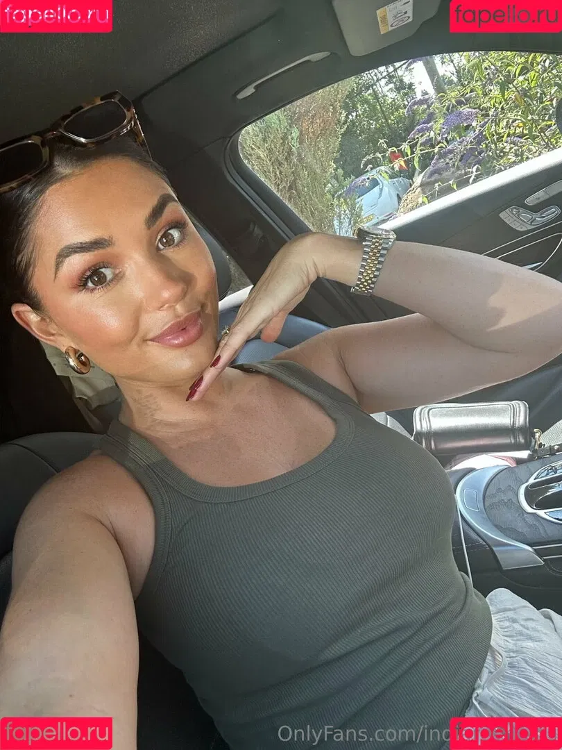 India Reynolds / indiareynolds / lovefromreyn Onlyfans Photo Gallery 