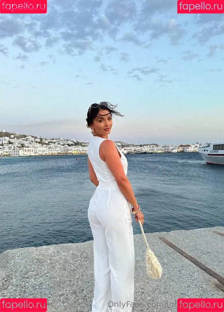 India Reynolds / indiareynolds / lovefromreyn Onlyfans Photo Gallery 