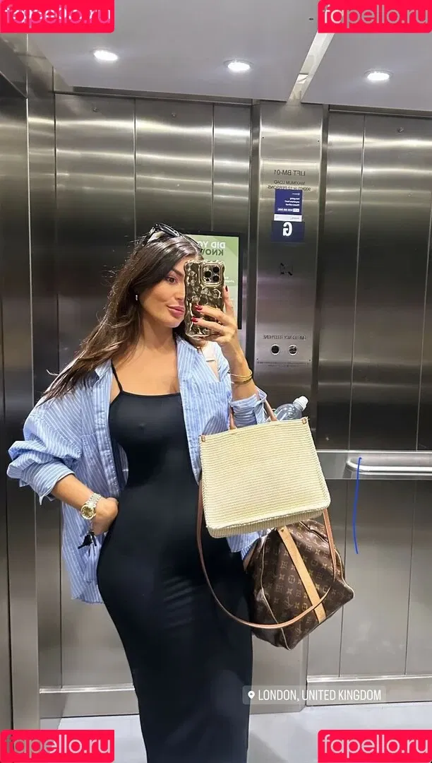 India Reynolds / indiareynolds / lovefromreyn Onlyfans Photo Gallery 