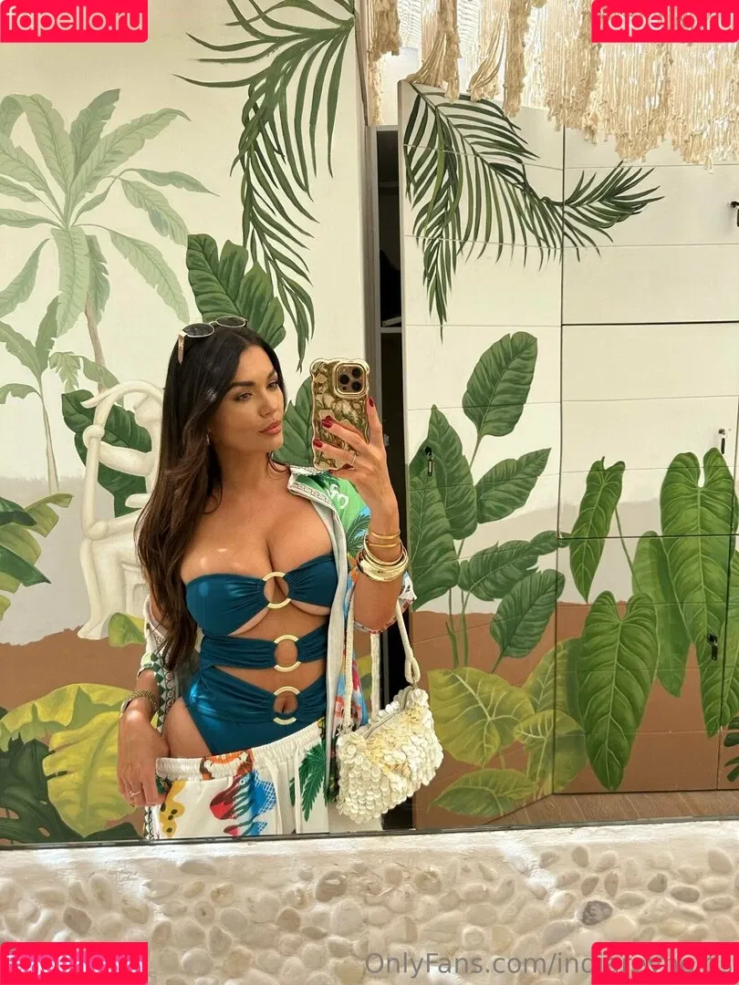 India Reynolds / indiareynolds / lovefromreyn Onlyfans Photo Gallery 