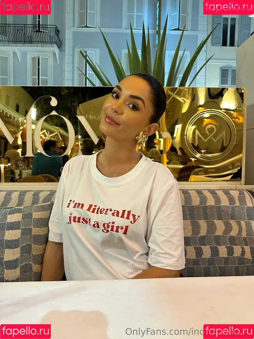 India Reynolds / indiareynolds / lovefromreyn Onlyfans Photo Gallery 