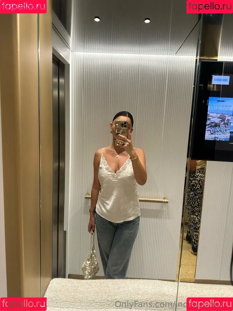 India Reynolds / indiareynolds / lovefromreyn Onlyfans Photo Gallery 