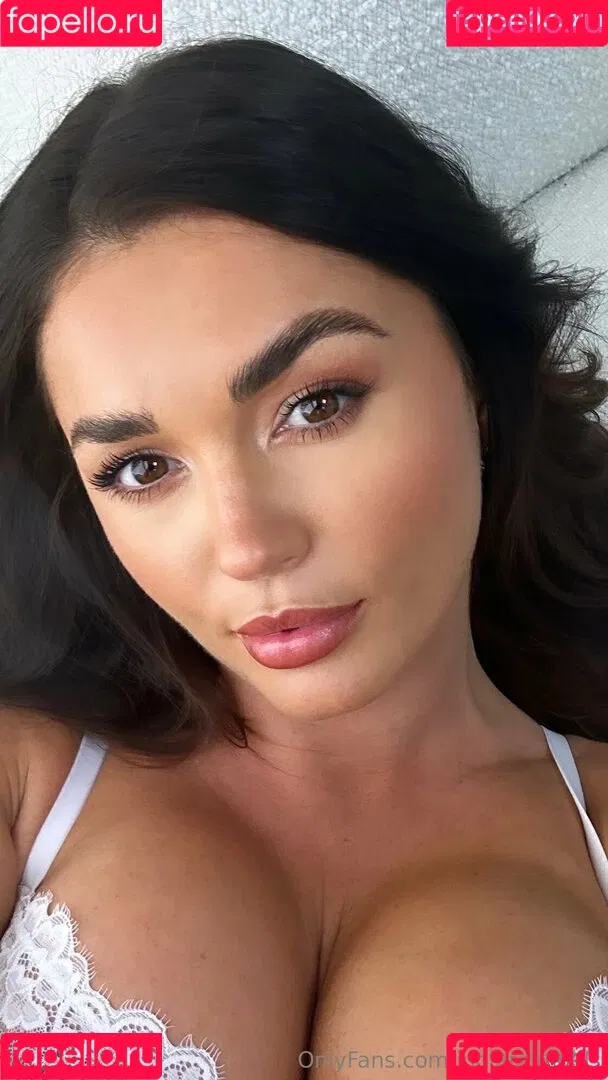 India Reynolds / indiareynolds / lovefromreyn Onlyfans Photo Gallery 