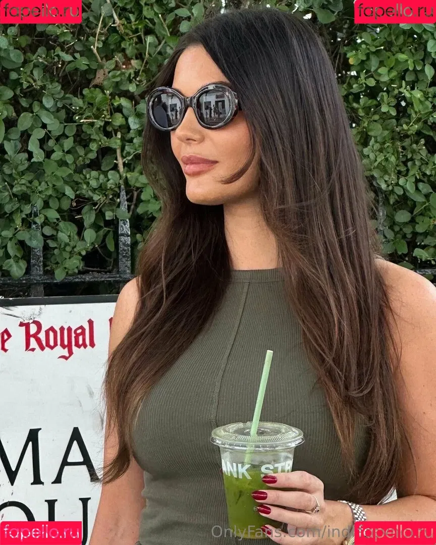 India Reynolds / indiareynolds / lovefromreyn Onlyfans Photo Gallery 