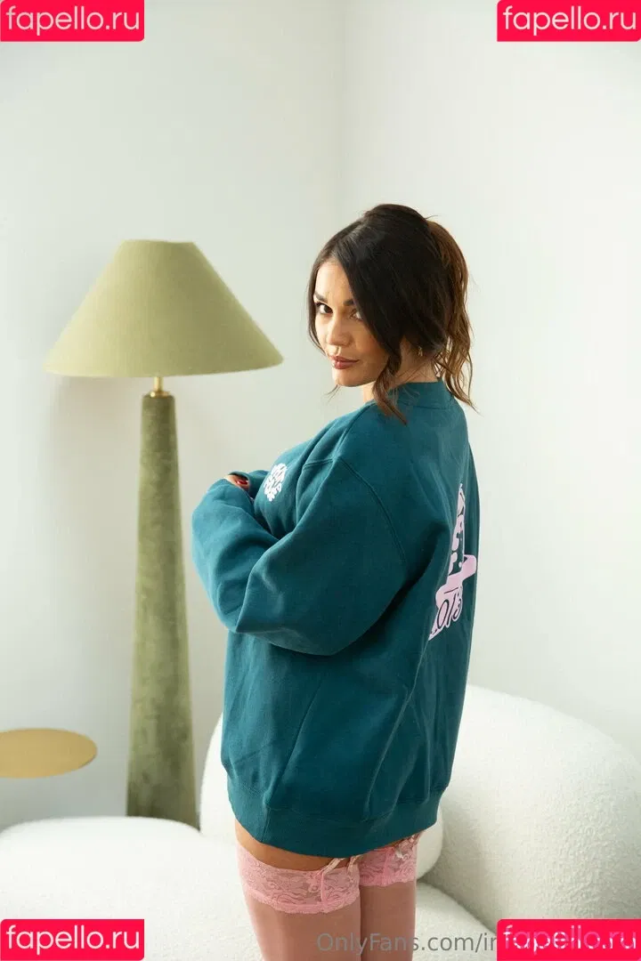 India Reynolds / indiareynolds / lovefromreyn Onlyfans Photo Gallery 