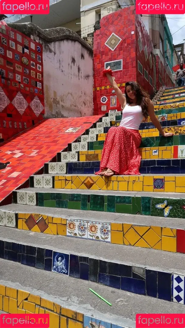 India Reynolds / indiareynolds / lovefromreyn Onlyfans Photo Gallery 