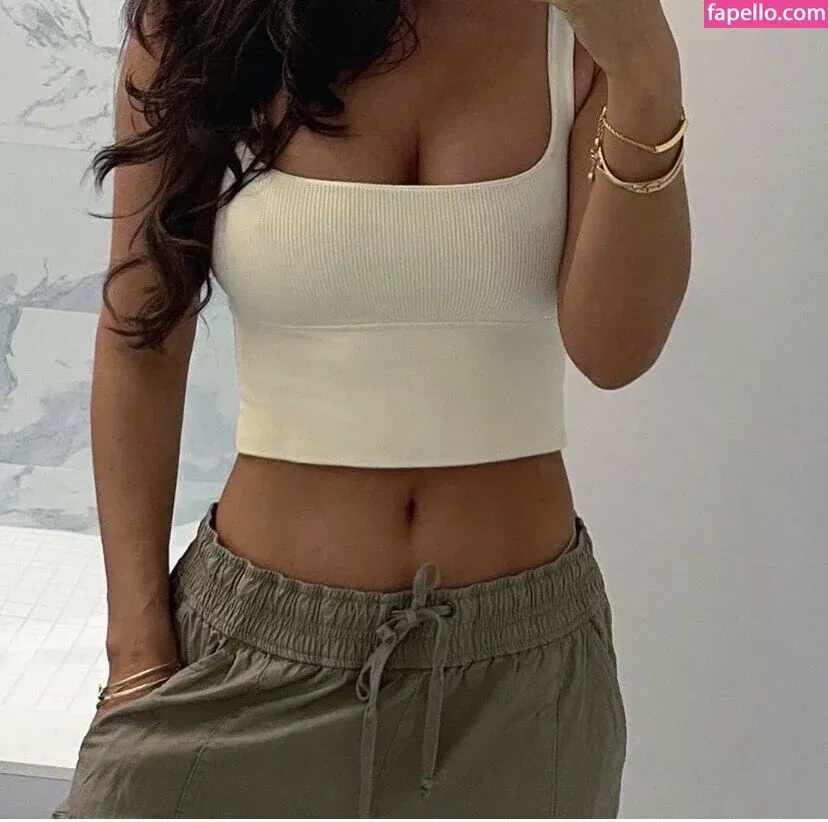 India Reynolds / indiareynolds / lovefromreyn Onlyfans Photo Gallery 