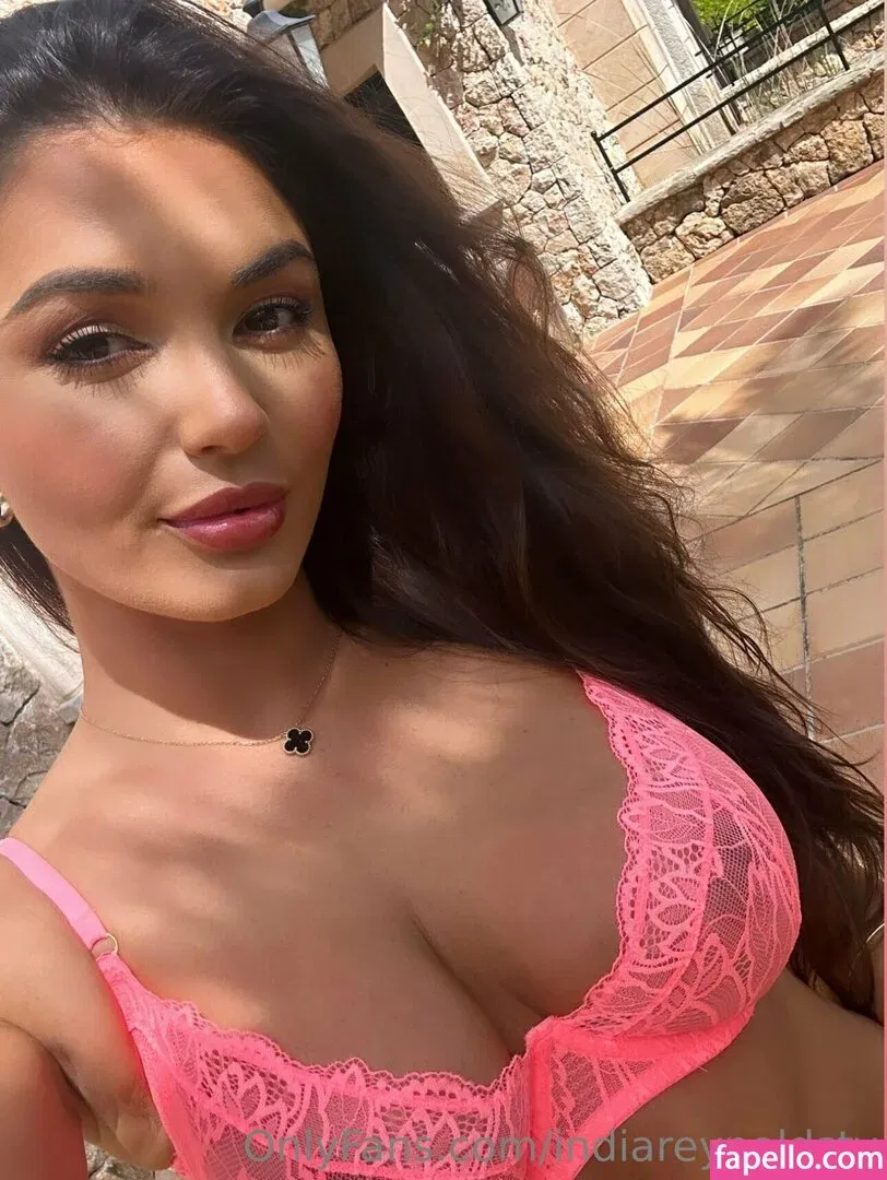 India Reynolds / indiareynolds / lovefromreyn Onlyfans Photo Gallery 