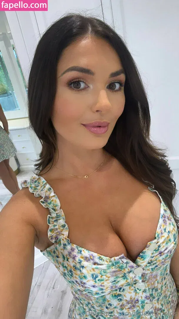 India Reynolds / indiareynolds / lovefromreyn Onlyfans Photo Gallery 