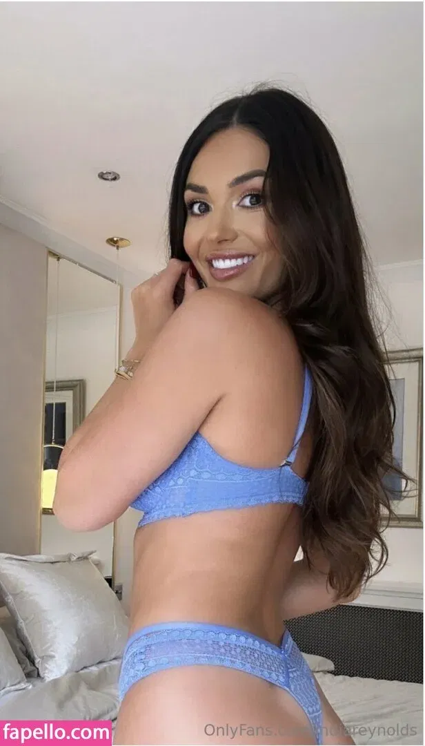 India Reynolds / indiareynolds / lovefromreyn Onlyfans Photo Gallery 