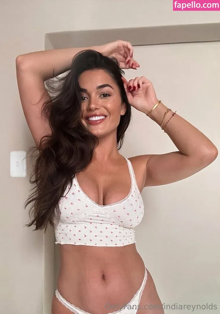 India Reynolds / indiareynolds / lovefromreyn Onlyfans Photo Gallery 