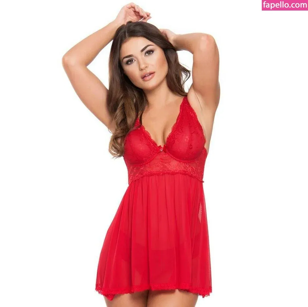 India Reynolds / indiareynolds / lovefromreyn Onlyfans Photo Gallery 