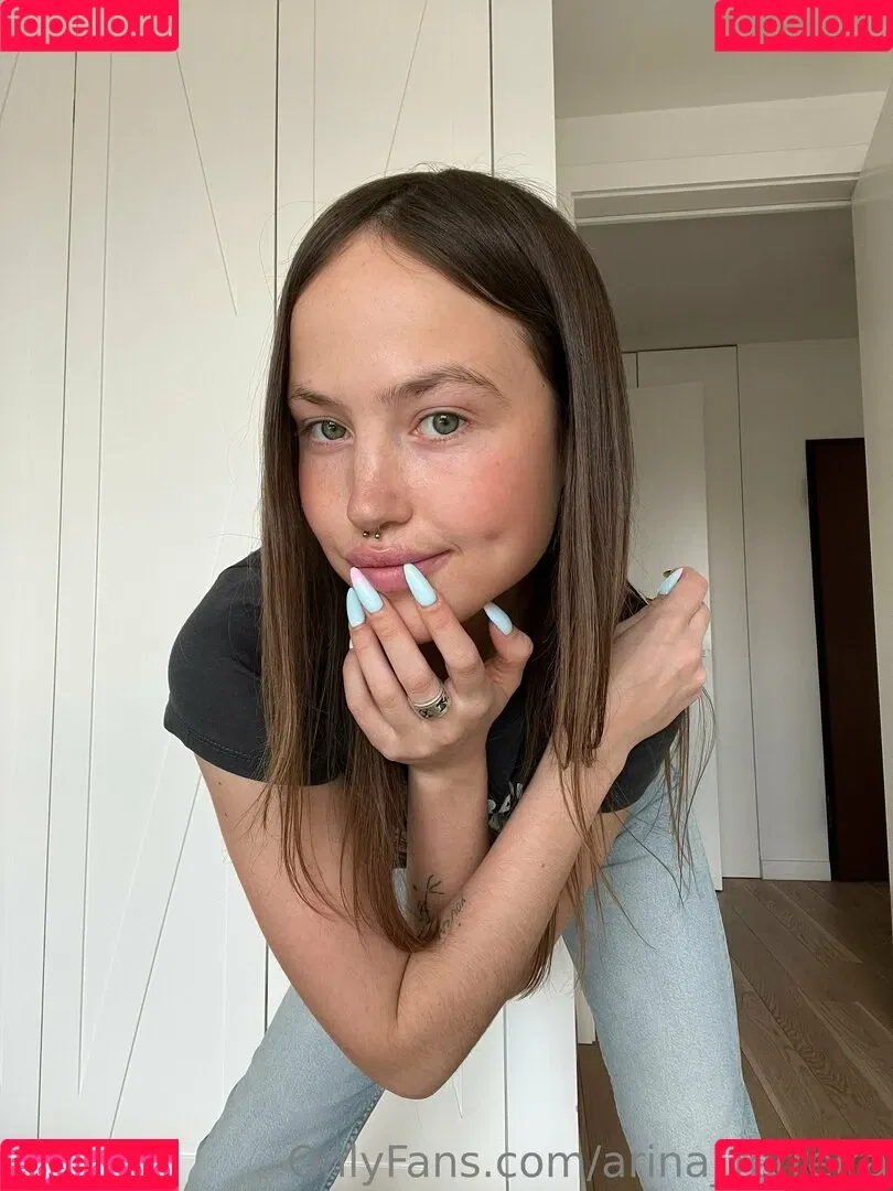 arina.neves / arina_ferreira Onlyfans Photo Gallery 