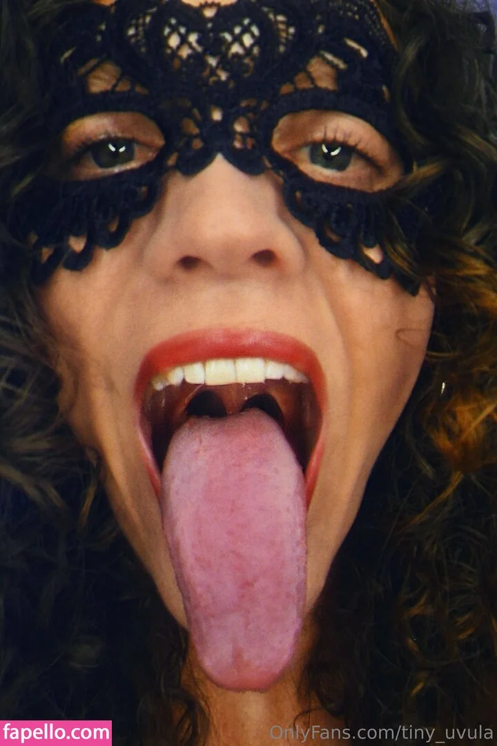 reel / tiny_uvula Onlyfans Photo Gallery 