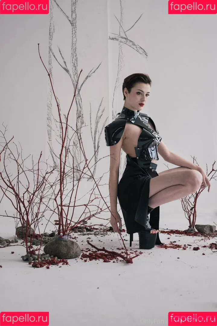 Lady Perse / lady_perse / lady_perse__ Onlyfans Photo Gallery 