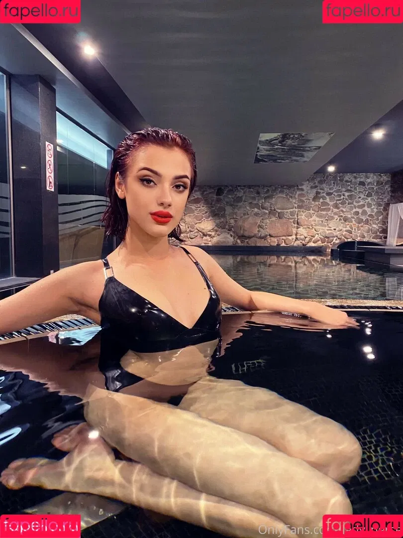 Lady Perse / lady_perse / lady_perse__ Onlyfans Photo Gallery 