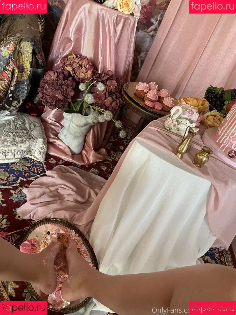 Lady Perse / lady_perse / lady_perse__ Onlyfans Photo Gallery 