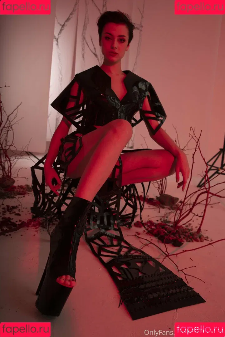 Lady Perse / lady_perse / lady_perse__ Onlyfans Photo Gallery 