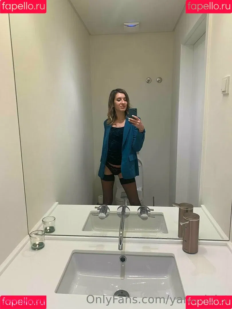 Yanae / bylkamonic / yanaviolet Onlyfans Photo Gallery 