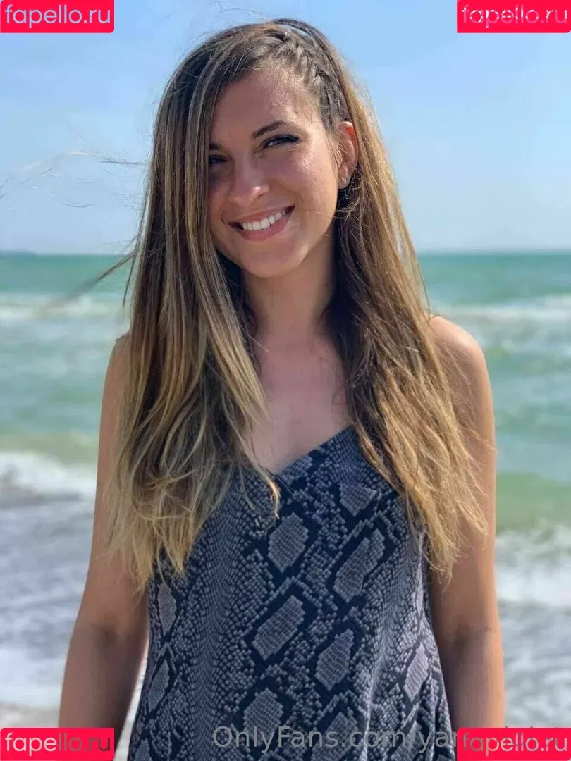 Yanae / bylkamonic / yanaviolet Onlyfans Photo Gallery 