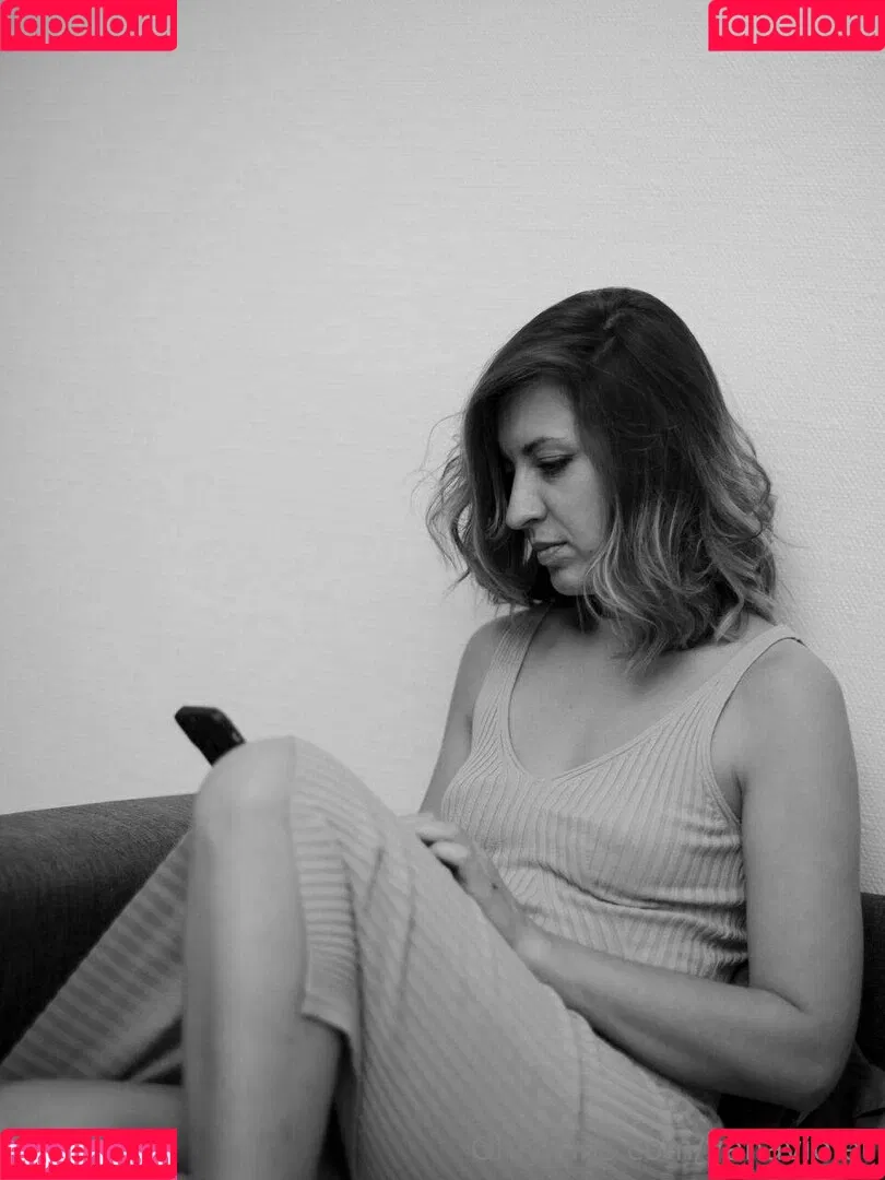 Yanae / bylkamonic / yanaviolet Onlyfans Photo Gallery 