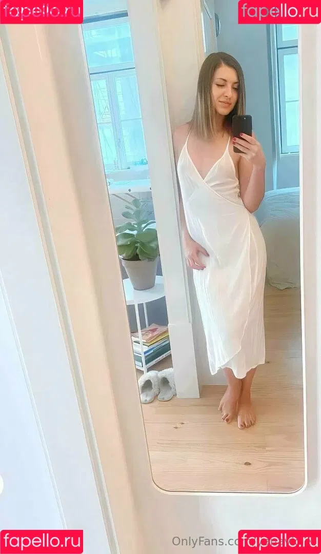 Yanae / bylkamonic / yanaviolet Onlyfans Photo Gallery 