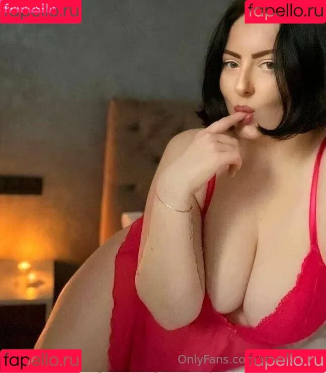 Yanae / bylkamonic / yanaviolet Onlyfans Photo Gallery 