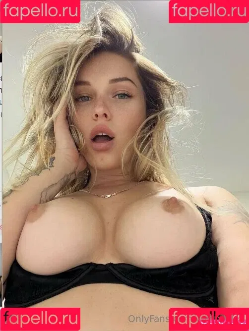 Yanae / bylkamonic / yanaviolet Onlyfans Photo Gallery 