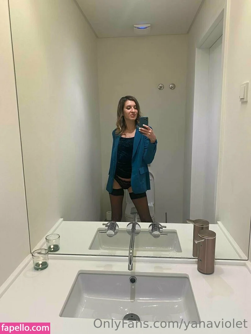 Yanae / bylkamonic / yanaviolet Onlyfans Photo Gallery 
