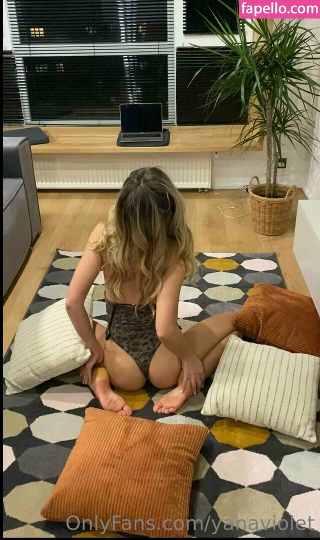 Yanae / bylkamonic / yanaviolet Onlyfans Photo Gallery 