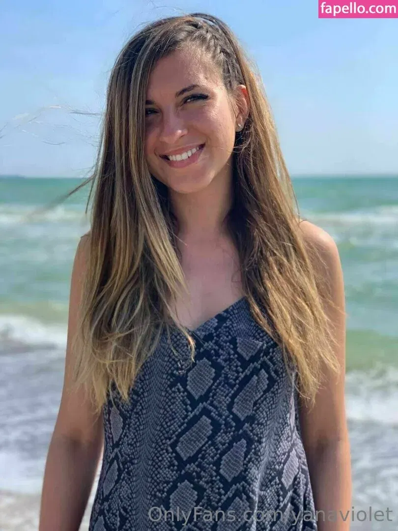 Yanae / bylkamonic / yanaviolet Onlyfans Photo Gallery 