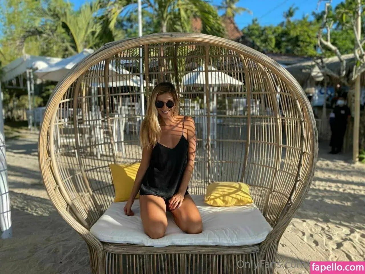 Yanae / bylkamonic / yanaviolet Onlyfans Photo Gallery 