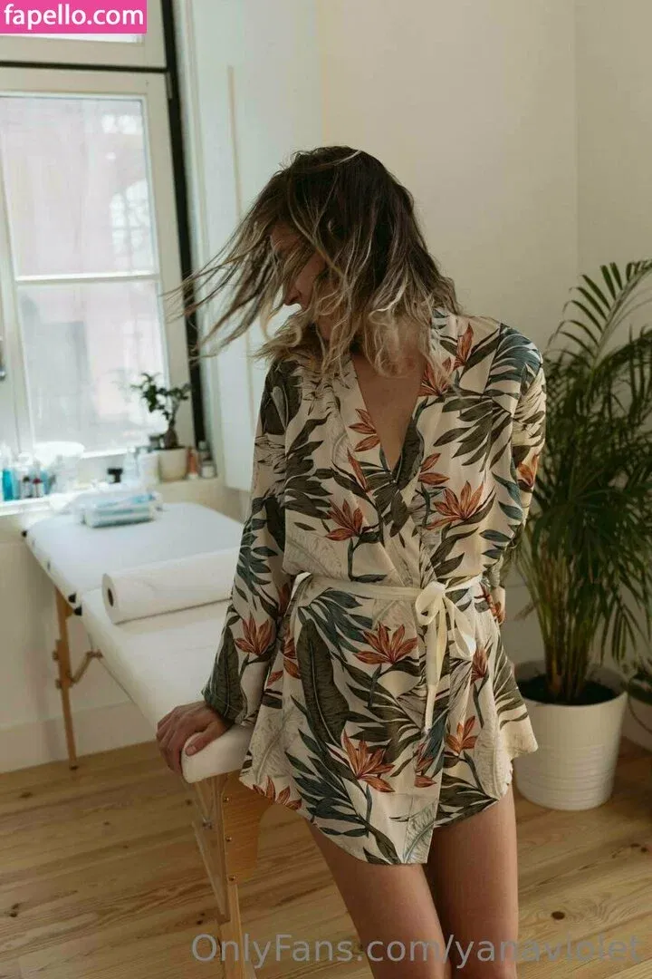 Yanae / bylkamonic / yanaviolet Onlyfans Photo Gallery 