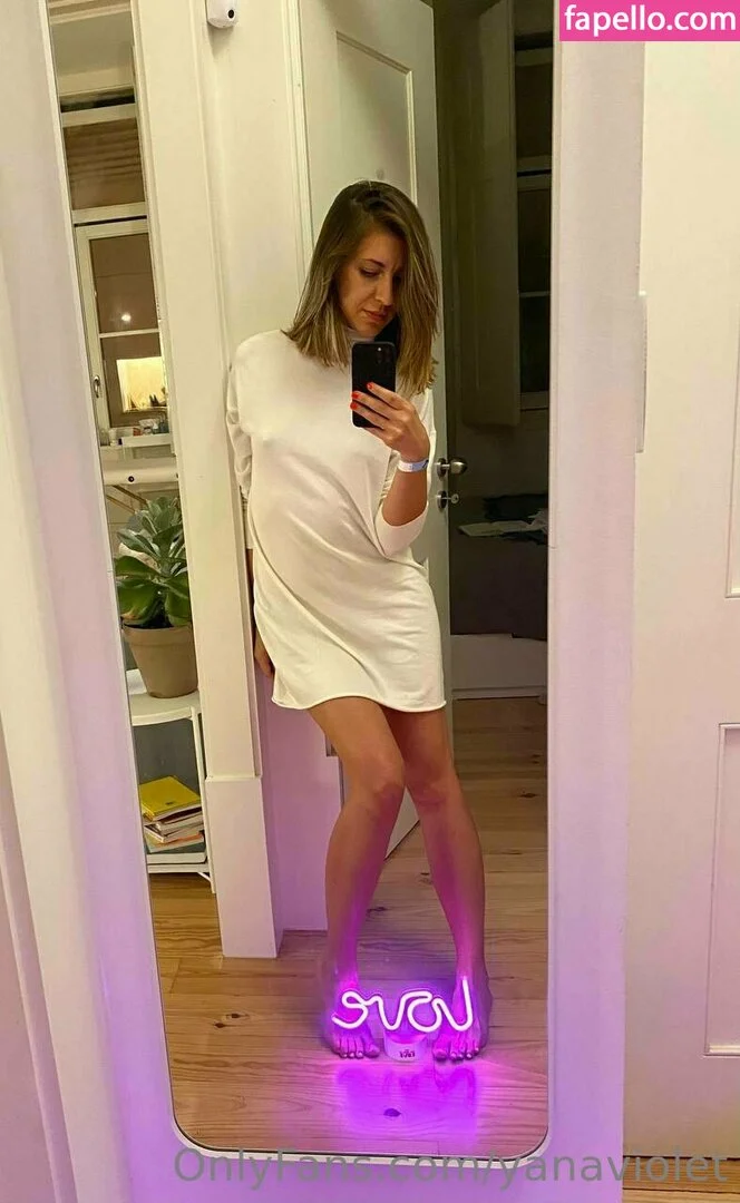 Yanae / bylkamonic / yanaviolet Onlyfans Photo Gallery 