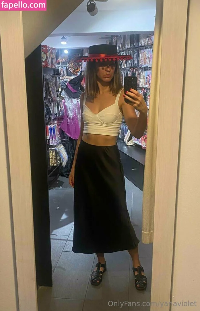 Yanae / bylkamonic / yanaviolet Onlyfans Photo Gallery 