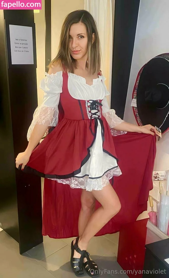 Yanae / bylkamonic / yanaviolet Onlyfans Photo Gallery 