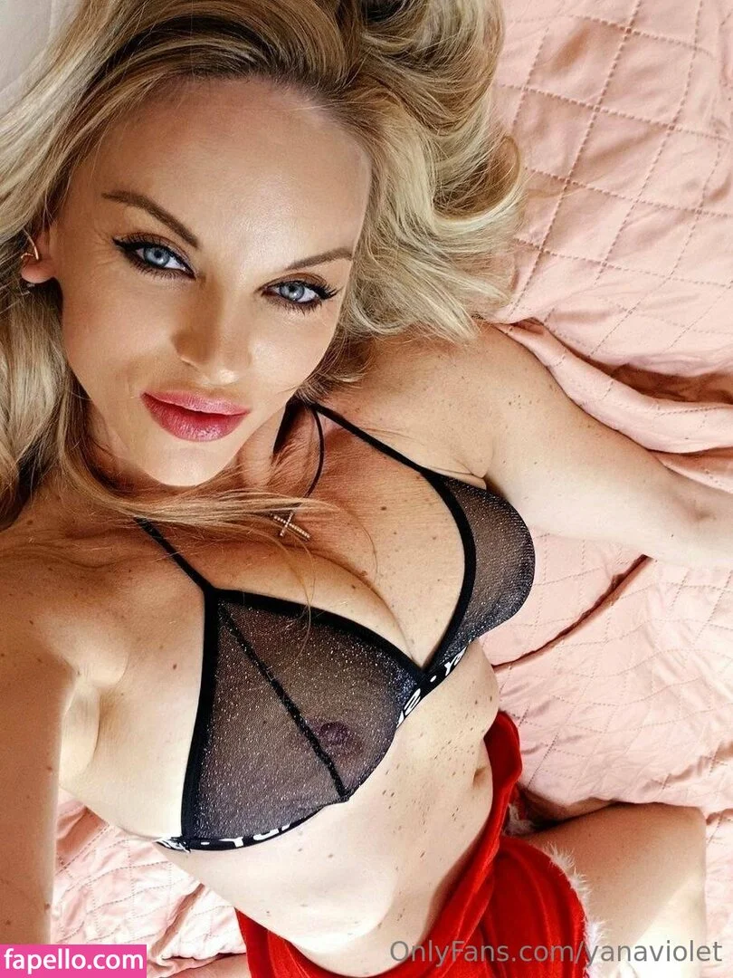 Yanae / bylkamonic / yanaviolet Onlyfans Photo Gallery 