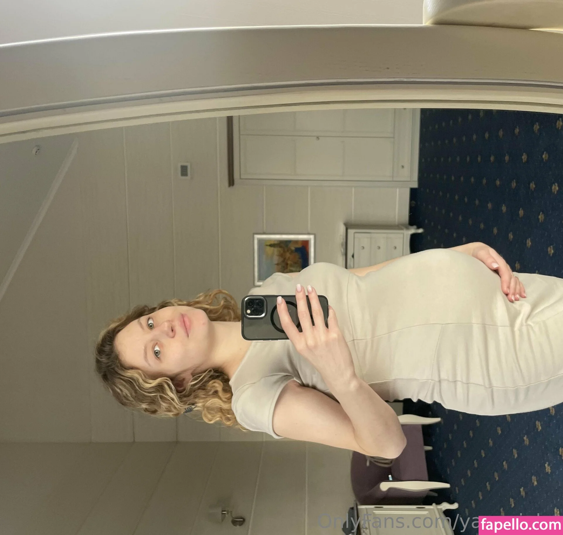 Yanae / bylkamonic / yanaviolet Onlyfans Photo Gallery 